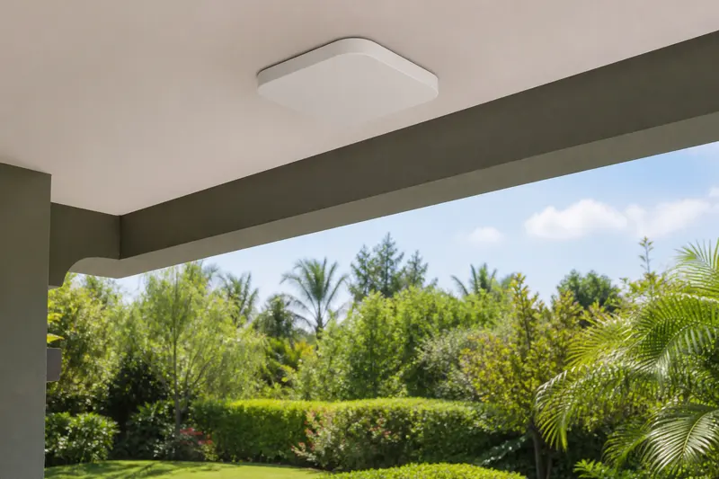 Weather-protected veranda Wi-Fi coverage.